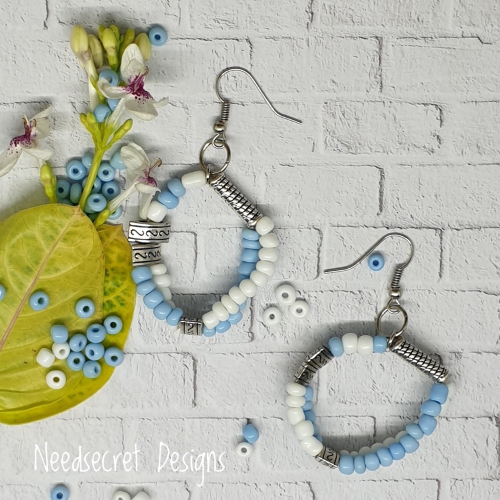 Dangle Blue and White Beaded Style Earrings